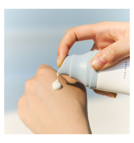 🌞 Hyalu-Cica Water-Fit Sun Serum - SKIN1004 🌞