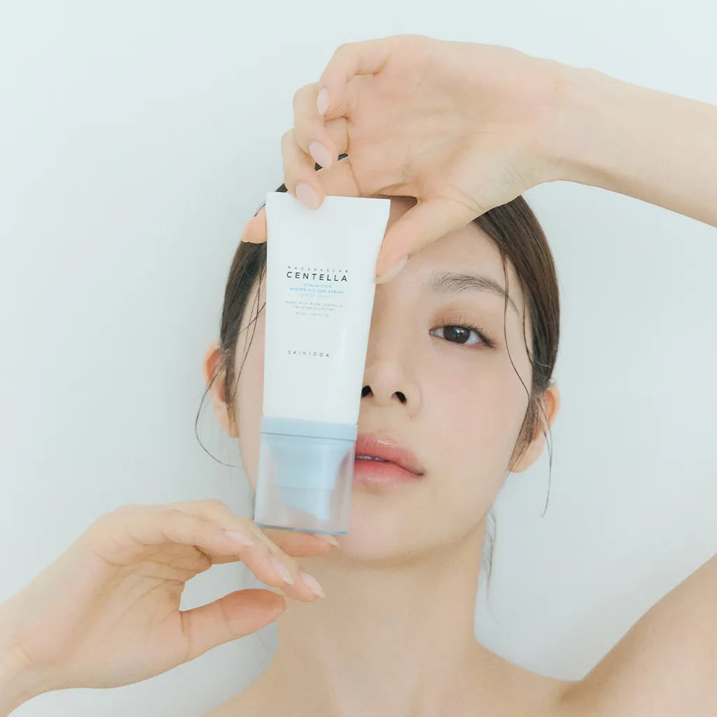 🌞 Hyalu-Cica Water-Fit Sun Serum - SKIN1004 🌞